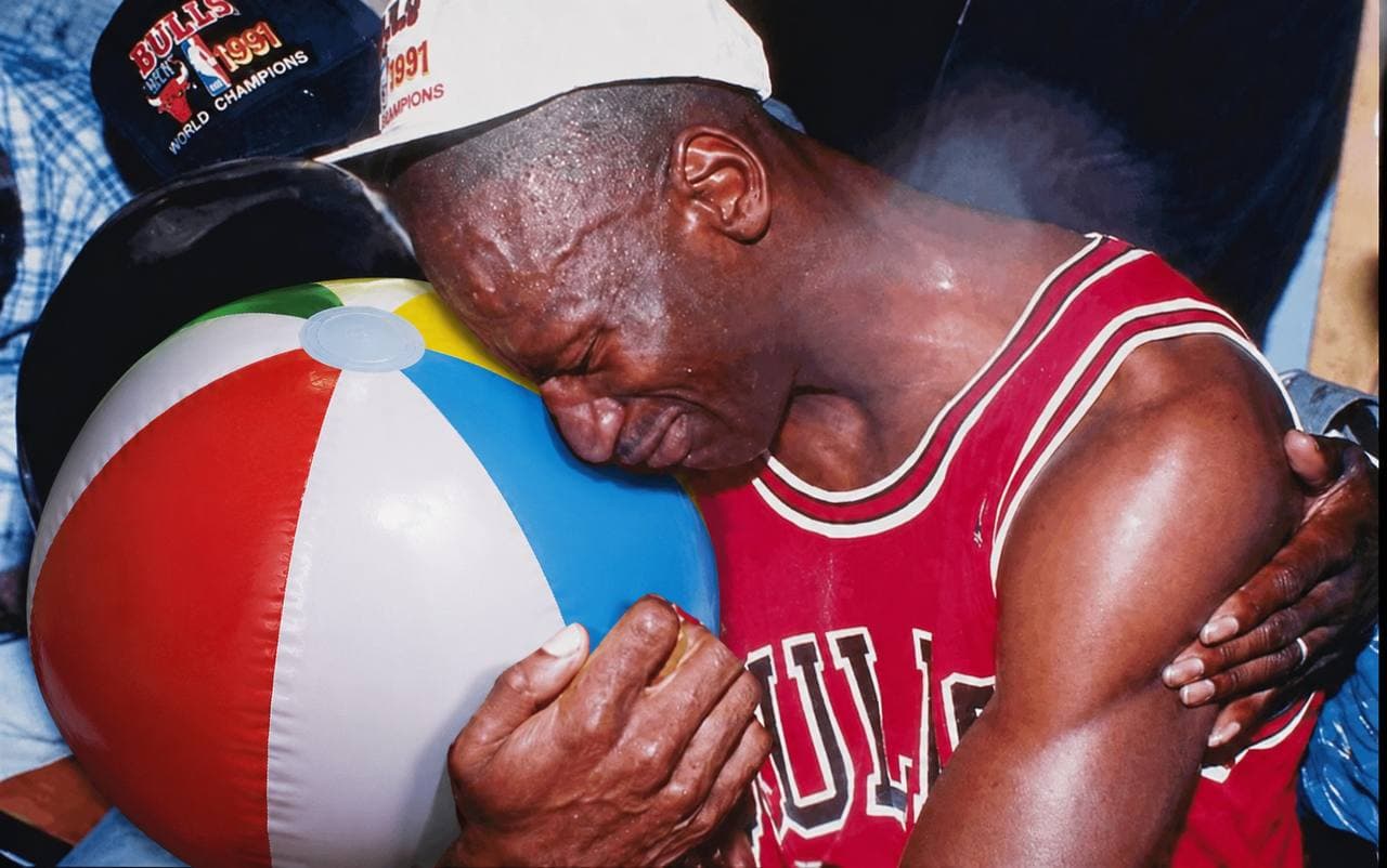 Jordan & the beachball